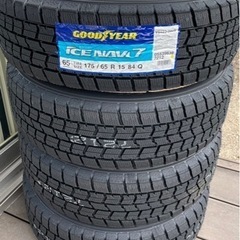 【取引中】ホイール・スタッドレスタイヤセット　175/65R15 84Q