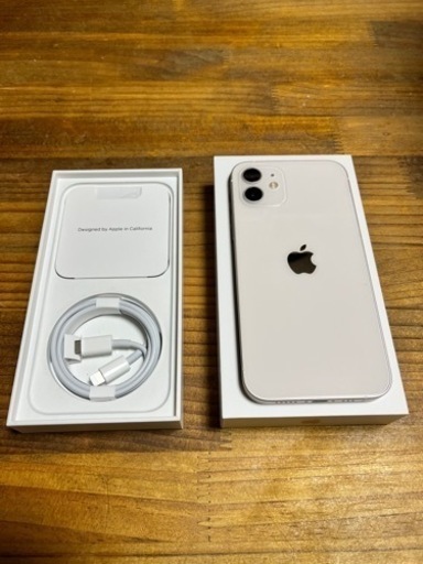 ★iPhone12 128GB ホワイトSIMロック解除済み★
