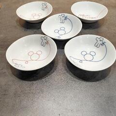 ディズニーのお皿の画像