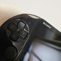 psvita(黒)本体のみとカセット3個の画像