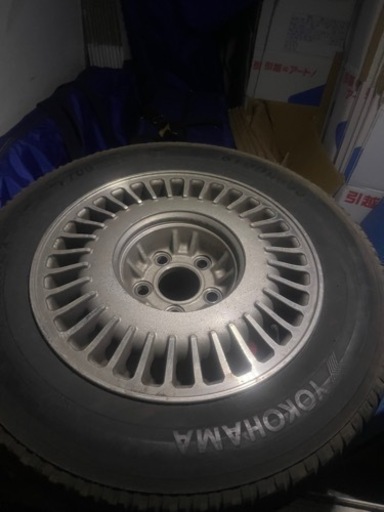 旧車　グロリア　ホイールタイヤ