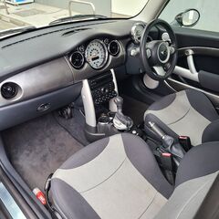 BMWミニクーパーS　H17後期モデル　車検6/9　走行82000ｋ　サンルーフ　キセノン＆フォグ　16AW　パドルシフト　クルコン　ＡＴ車の画像