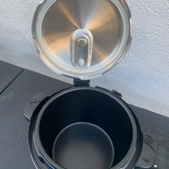 動確済み】美品 Pure マイコン制御 電気圧力鍋 チタン制 大容量6L