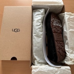 UGG モカシン ダコタ ムートン の画像