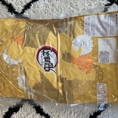 鬼滅の刃　善逸　クッションの画像