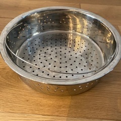 ステンレスパスタ鍋　蒸し器付きの画像