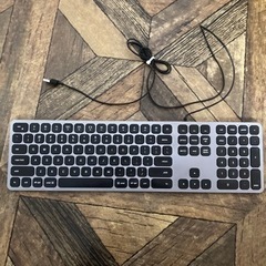 Satechi アルミニウム USB-A 有線 キーボード テンキー付