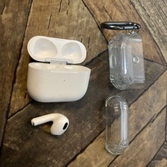 Apple Airpods (第3世代) 左側のみ ケース付き