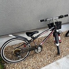 中古　自転車　22インチ　T.BOLT  6段変速の画像