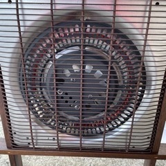 無料！正方形こたつ☆家具調こたつ☆National☆80㎝×80㎝☆7段階調節コントローラー【こちらは店舗です。浜村鹿野温泉ICから3分 買取本舗 宮本リサイクル 営業時間９～１９時 定休日水曜日】の画像