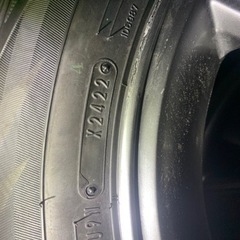 ！値下げ中！新品　スタッドレス　195/65R15  