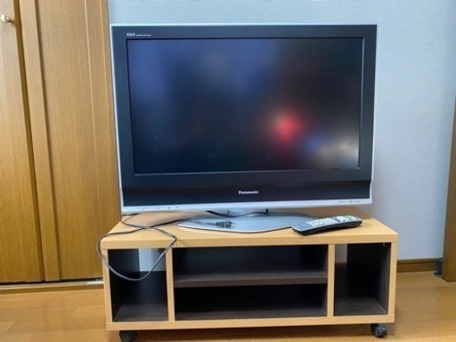 【交渉中】32型テレビとテレビ台