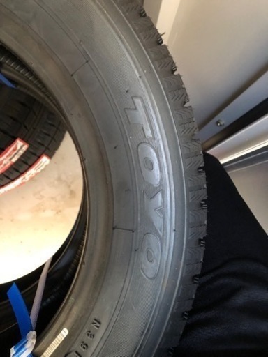 スタッドレス　175/65r14 新品4本
