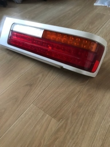 旧車、レパード❗️テールx２❣️商談中