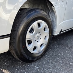 ハイエース　新車外し　タイヤ4本セット
