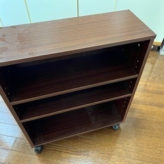 デスク下 本棚 の画像