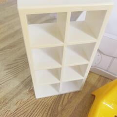IKEA　HUSET　☆本付きの画像