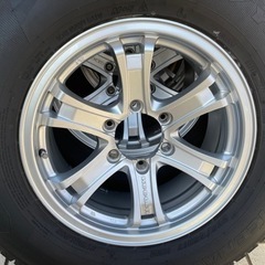265-65R17スタッドレスタイヤセット