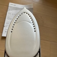 東芝の21年製スチームアイロンの画像