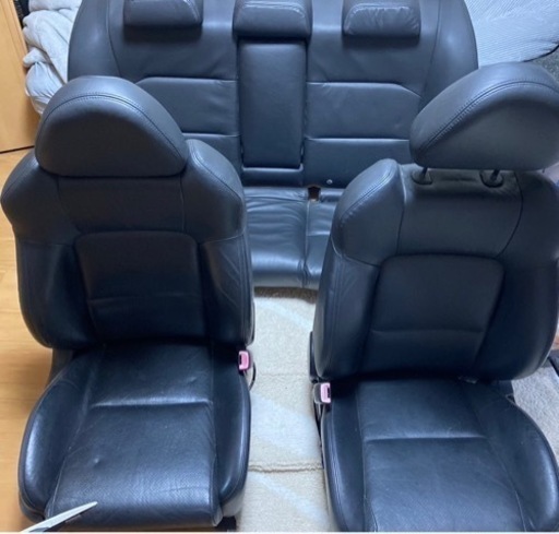 レガシィ　BL5  革シート