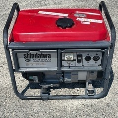 新ダイワ　発電機　EGR2600 中古品