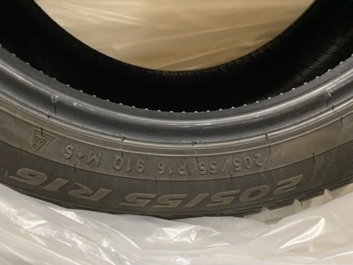 ピレリ スタッドレスタイヤ205/55R16 4本売