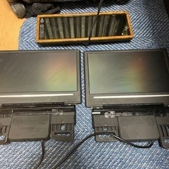 リアモニター2個 ルームミラー型モニター1個