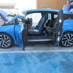 【価格応談】ガソリン代で買える！？BMW  i3 電気自動車（希少車）過走行につき安価で　交渉は現車確認した方限定の画像