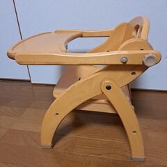 お話中 子供用 木 椅子 800円です✩.*˚の画像