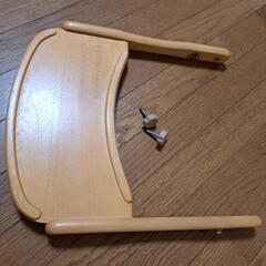 お話中 子供用 木 椅子 800円です✩.*˚の画像