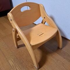 お話中 子供用 木 椅子 800円です✩.*˚の画像