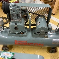 日立　給油式ベビコン　三相200V 1.5P-9.5V