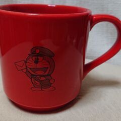 ドラえもん カップ(使用済)レッド