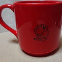 ドラえもん カップ(使用済)レッドの画像