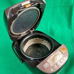 2018年製　象印マイコン炊飯ジャー　NL-BT05型　説明書付の画像