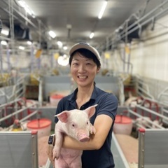 ★豚のお世話のお仕事★