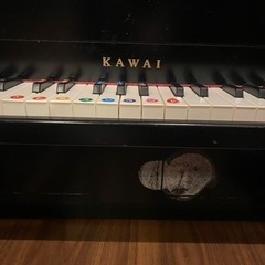 カワイ アップライトピアノ ミニ 子ども用の画像