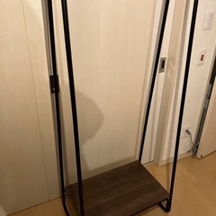 美品！格安でハンガーラック譲ります！