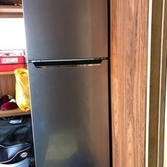まだ新しい✨️Hisense ハイセンス 冷蔵庫 227L 2021年製 
