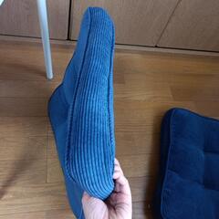 【美品】厚みのある椅子クッションの画像