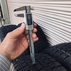 冬タイヤ 215/60R16 マルチアルミホイール付スタッドレス 4本組の画像