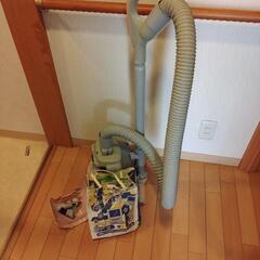 サンヨー掃除機