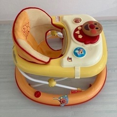 折畳み式！アンパンマンメロディ付き歩行器の画像