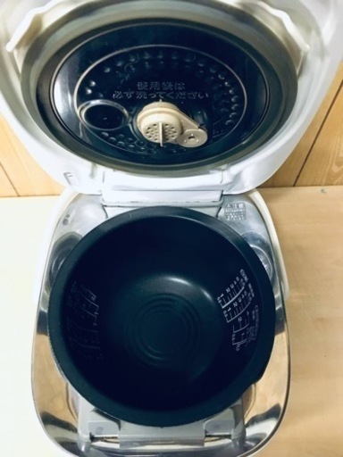 ①1297番 東芝✨ジャー炊飯器✨RC-10VQF‼️