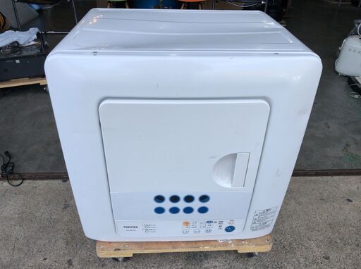 ジャンク　TOSHIBA 除湿形電気衣類乾燥機 ED-60C 乾燥容量6kg 2019年製 D113M276