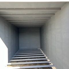 リユースコンテナオリジナル【Newスチールコンテナ（シャッター付き】【幅2440ｍｍ高さ2500ｍｍ長さ6000ｍｍ】の画像