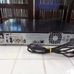 TOSHIBA 東芝　HDD＆ブルーレイディスクレコーダー REGZA　RD-BZ700　HDD初期化済み　中古の画像