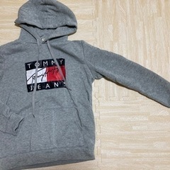 TOMMY JEANS スウェットセットの画像