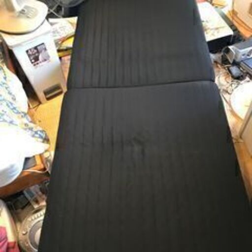 ❹おりたたみできる！収納コンパクト　日光太陽ホカホカ→ベランダでおりたたみベッドほそう！