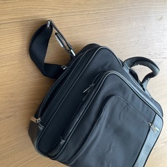 Tumi ビジネスバッグの画像
